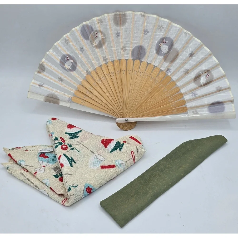VTG Summer Themed White Bunny and Floral Folding Fan + Sheen Summer Theme Fabric
